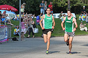 Sieger 11 km Paul Ruppert & Andrew Pitts: Team „New Balance Boston“  (©Foto. Martin Schmitz)